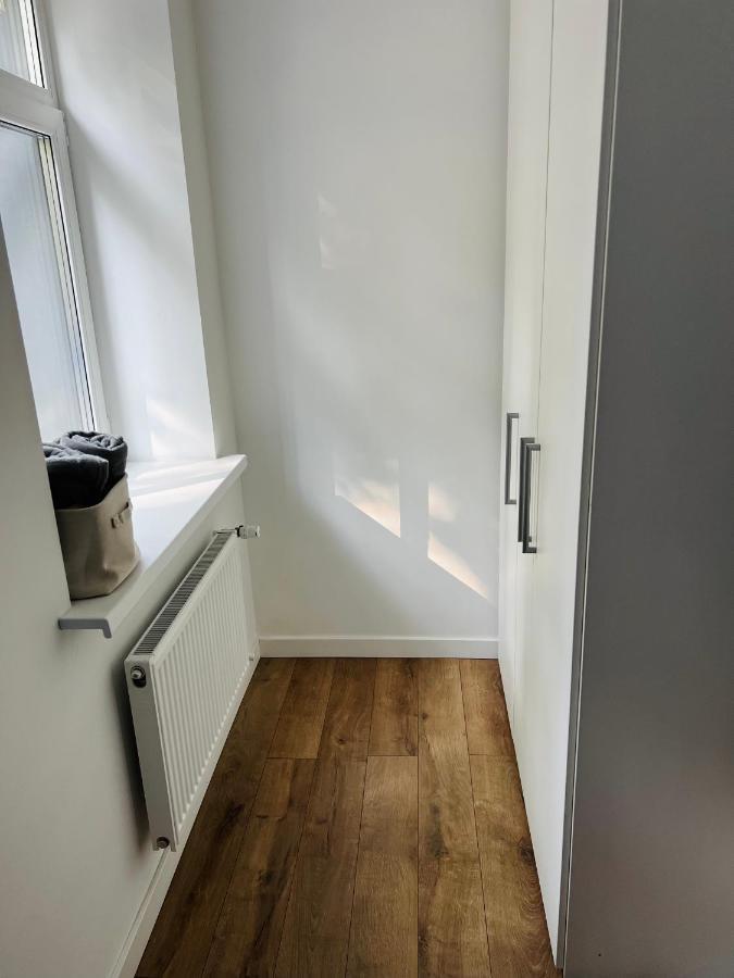 The Right Coast Apartment With Free Private Parking Riga Ngoại thất bức ảnh