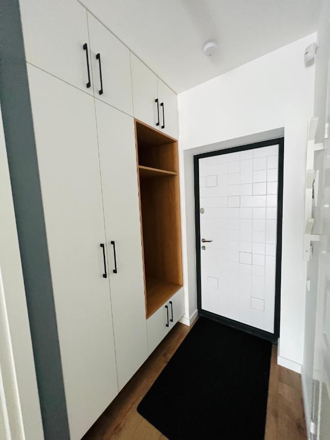 The Right Coast Apartment With Free Private Parking Riga Ngoại thất bức ảnh