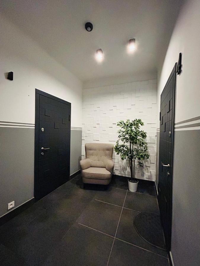 The Right Coast Apartment With Free Private Parking Riga Ngoại thất bức ảnh