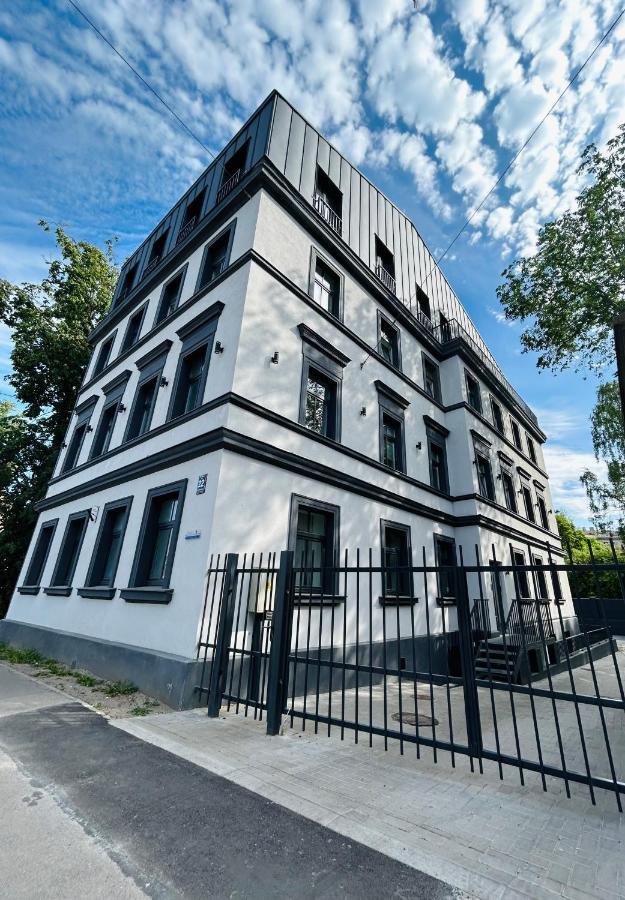 The Right Coast Apartment With Free Private Parking Riga Ngoại thất bức ảnh